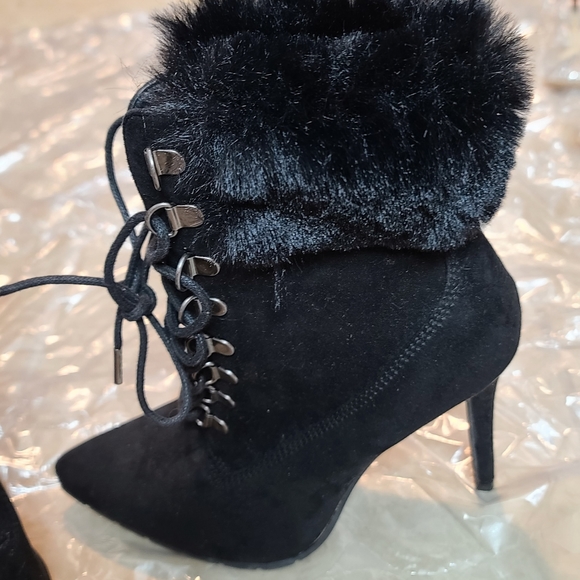 boots - Picture 1 of 6